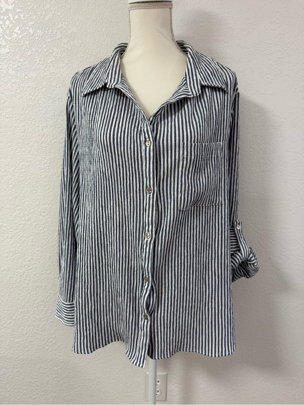 CHENAULT Button-Up Collared Woven Stretch Blue/White Striped Top Women 2X